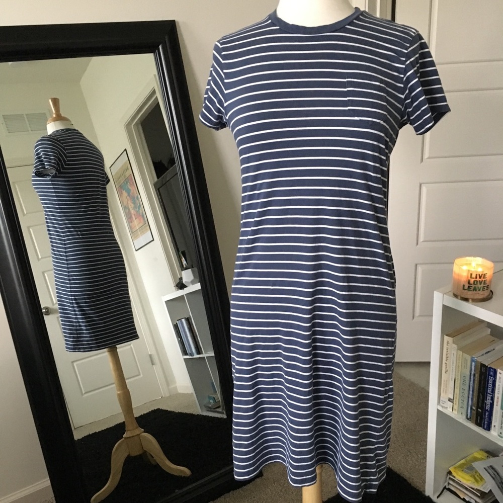 T-shirt dress